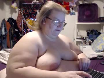 Sammiejean85 • bbw • 40y • USA • public