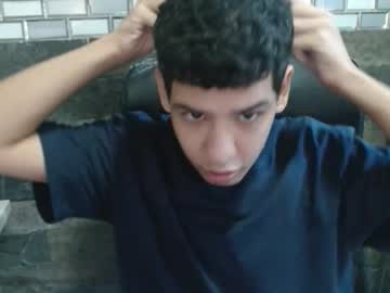 Live cam boy Santiago_foxx, 20 yrs – Hot Male Cams