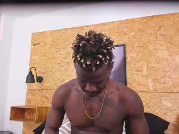 Live cam boy Santiblack7, 27 yrs – Hot Male Cams