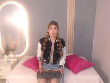 Sara Slim  • 18 • 18y • Medellin, Colombia • public