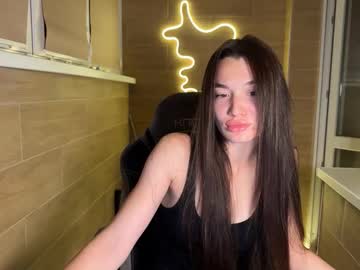 Sassqueen18 • 18 • 22y • North Holland, The Netherlands • public