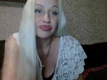 Satinqueen90 • tits • 33y • Poland • public