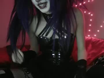 Sc4r3d V4mp • goth • 0y • ur nightmarez • public