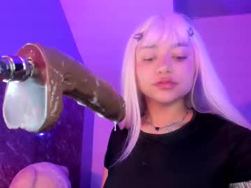 Scarlet Gold • deepthroat • 0y • ? • public