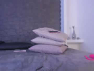 Scarletmonroe  • anal • 19y • Medellín, Colombia • public