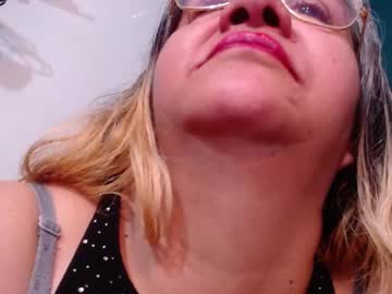 Scarlett Duboi1 • bigass • 53y • Antioquia, Colombia • public