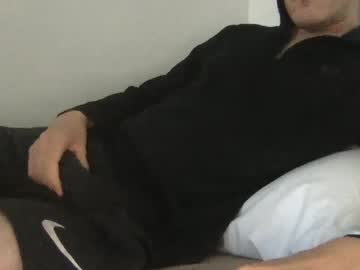 Sccb23 • hung • 32y • United Kingdom • public