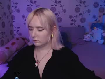 Seacutea • sensual • 24y • Home • public