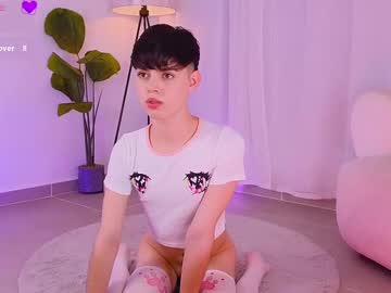 Live cam boy Sebbyross, 19 yrs – Hot Gay Cams