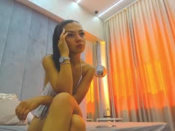 Selinamoon • new • 22y • Pussy Land • public