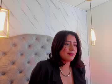 Serenavelvet • stockings • 18y • Your favorite Latina located in Colombia? • public