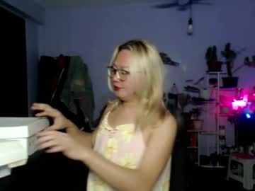 Sexeducator1 live cam profile photo — mistress — age 45 — Moving to USA soon (California)