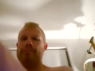 Sexplaycpl88 • blowjob • 0y • Victoria, Australia • public