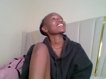 Sexy Lucy012 • ebony • 0y • all over • public