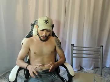 Sexybrazilianboyy • cumshow28y • Buenos Aires F.D., Argentina • public