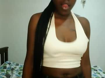 Sexydavinah • shy • 0y • Fantasy island • public