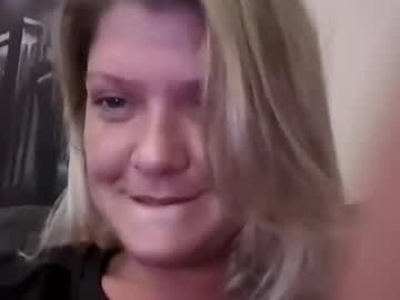 Live cam boy Sheseemsinnocent, 31 yrs – Hot Male Cams