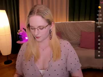 Sheslinki • bdsm • 25y • Europe • public