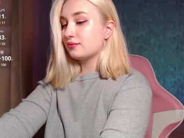 Shine Polly • blonde • 22y • Germany • public