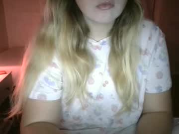 Shyelyseee • submissive • 20y • United States • public