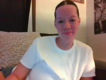 Sidneyraee • humiliation • ON YOUR SCREEN • public