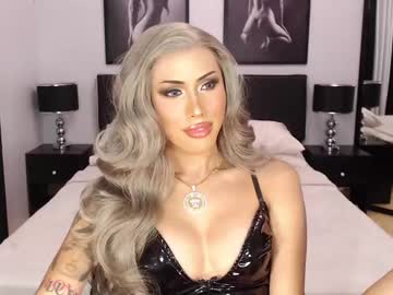 Significantmistress • asian • 0y • NEW YORK CITY • public