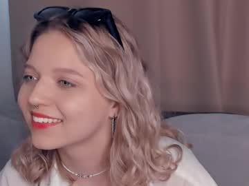 silensia - Free Live Cam Model Online