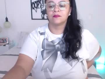 Live webcam: Simonav721550, 44 yrs - Female Sex Cams