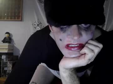 Sissyemmalauren • crossdresser • 26y • United States • public