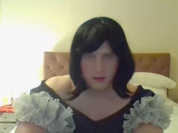 Sissysteph00 • sissy • 39y • London • public