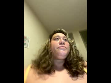 Sluttykitty1234 • bbw • 37y • New England, United States • public