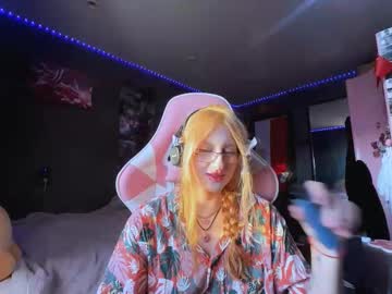 Slyviabuffum • new • 18y • Italy • public