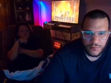 Smokewithus2519 • couple • United States • public