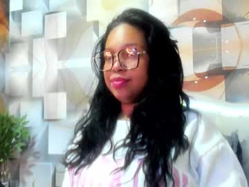 Sofi Moonn • latina • 25y • KAMA WORLD • public