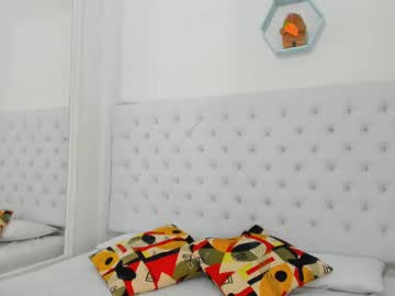 Sofia_malori • latina20y • PARADISE • public