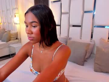 Sofia Moss  • brunette • 0y • Sweet dreams • public