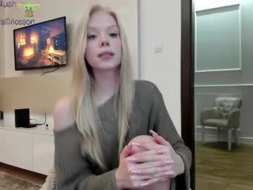 sonyaplush - Free Live Cam Model Online