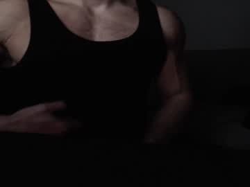 Soonhomelessmuscle • muscular • 0y • Wonderland • public