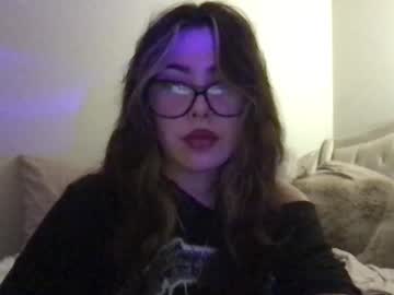 Sophiebellexo • 18 • 0y • Canada • public