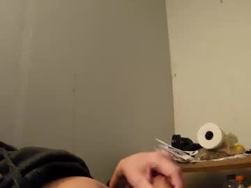 Squeeze It Out • exhibitionist • 0y • United States • public