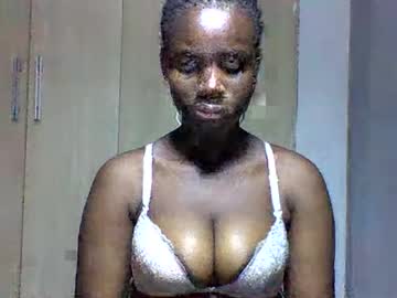 Live cam boy Squiter_girlie, 21 yrs – Hot Male Cams