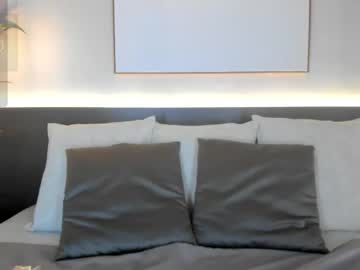 Stacyrigel • bigass • 23y • in your dreams • public