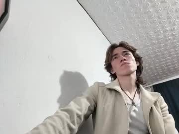 Starfax2903 • bigcocks • 19y • colombia • public