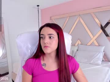 Steefany Hott • 18 • 26y • in ur heart ? • public