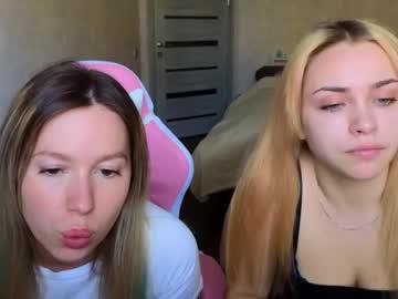 stefany_and_bettany - Free Live Cam Model Online