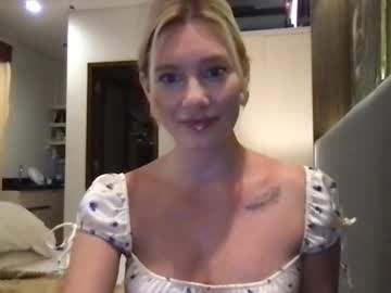 Stella Loveu • shy • 27y • At the moment on the fabulous Malaysia • public