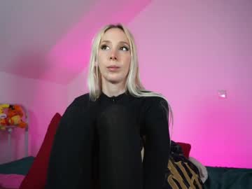 Live cam boy Stellacinderella, 31 yrs – Hot Male Cams