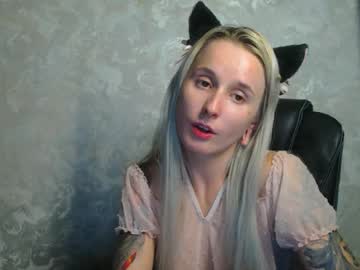 Stephiepink • tattoo • 24y • Rochester, USA • public