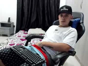 Live cam boy Stiven_fox33 – Hot Male Cams