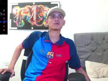 Live cam boy Stuart_17 – Hot Male Cams